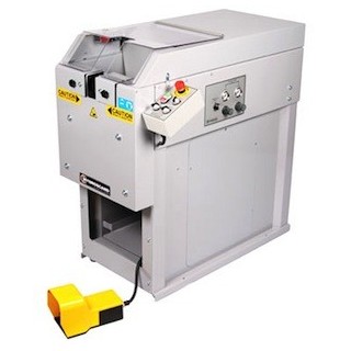 TWINSKIVE 5-50 | Dénudeuse automatique pour flexible Hydroscand