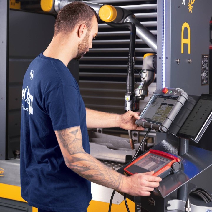 COBOT WeldSpace 4.0 l Enomax Industrie